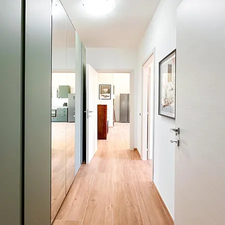 Skyline - View On Ghirlandina Modène