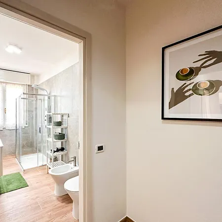 Skyline - View On Ghirlandina Modène