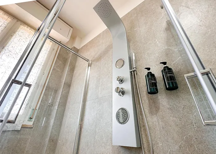 Skyline - View On Ghirlandina *